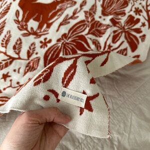 THE BLUEBERRY HILL Organic Cotton Fox & Floral Blanket